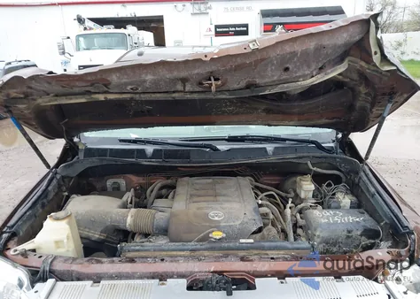 2014 Toyota Tundra 1794 5.7L V8 из США, поврежденный, VIN 5TFAY5F15EX341046